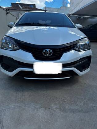 TOYOTA ETIOS 1.5 X PLUS 16V FLEX 4P AUTOMÁTICO